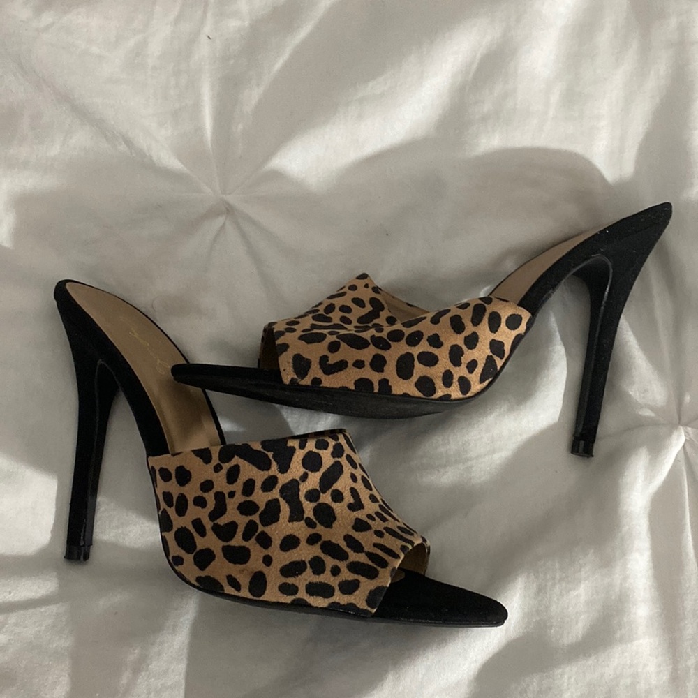 Qupid Leopard Pointed Toe Mules